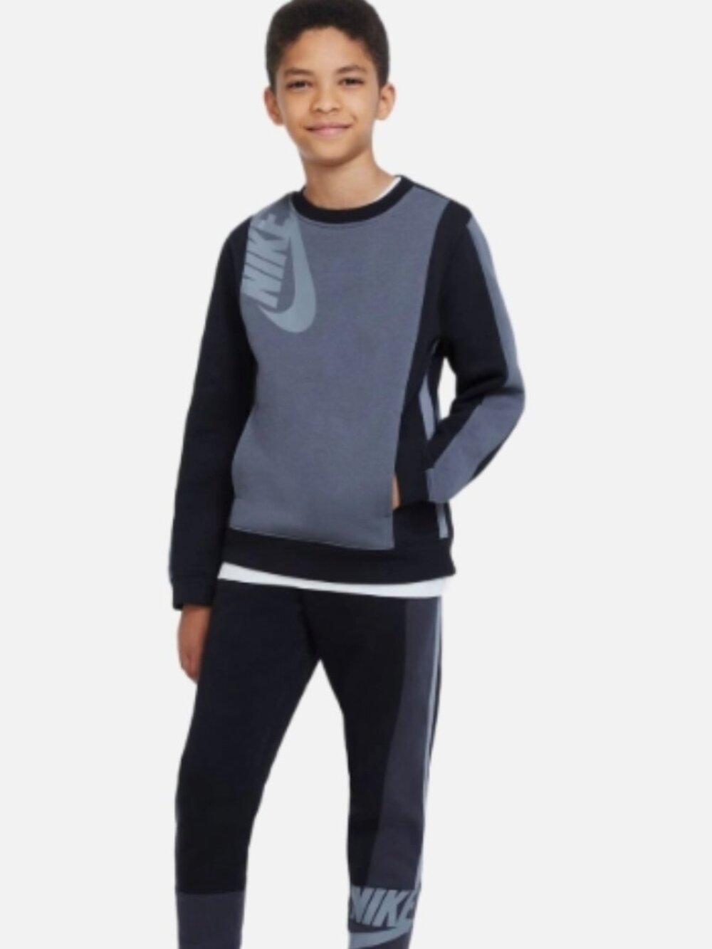Nike Boys' Sportswear Amplify Fleece Sweatshirt (Iron Grey/Black) Size Small